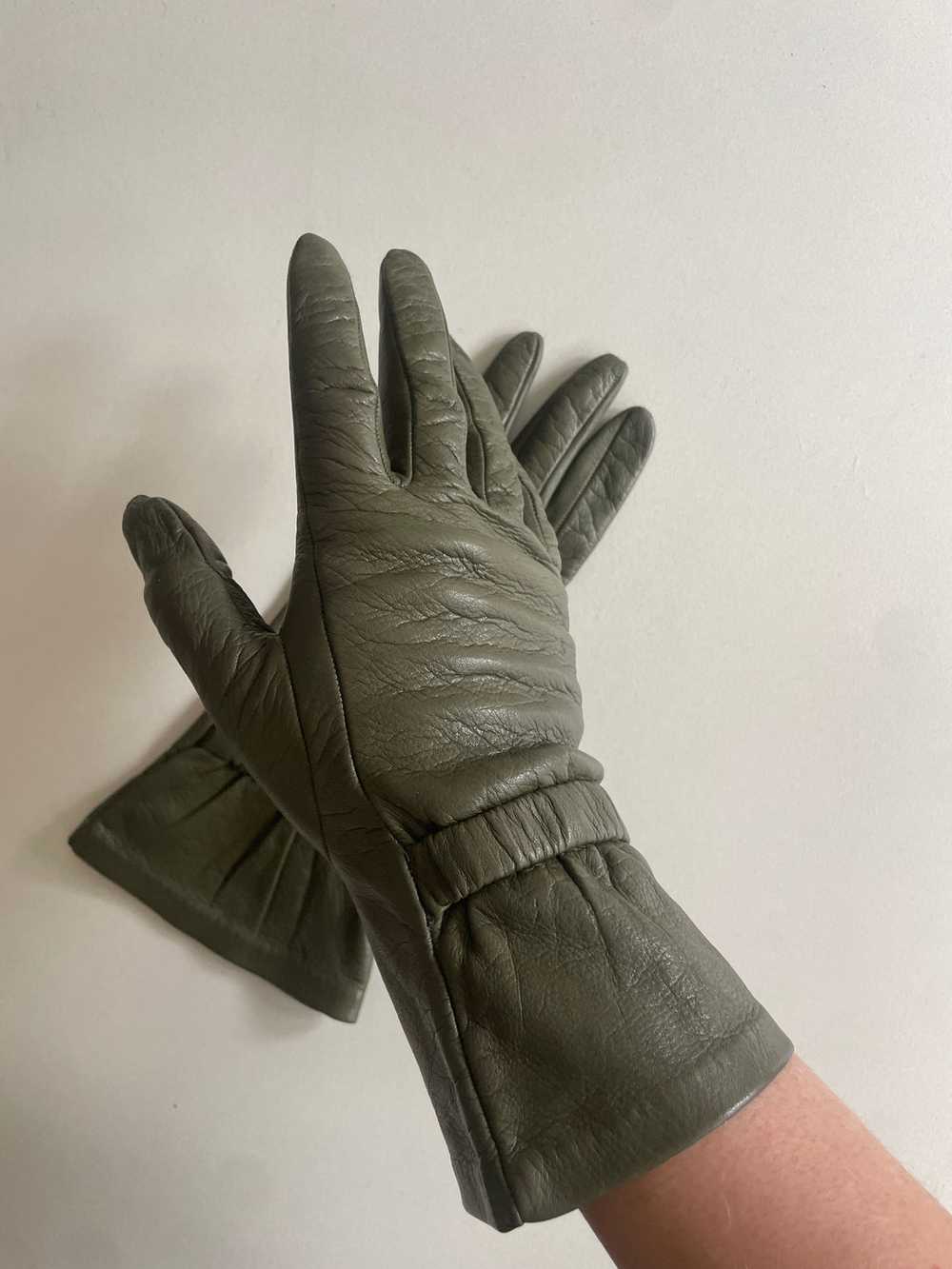 Vintage Green Kid Leather Gloves - image 2