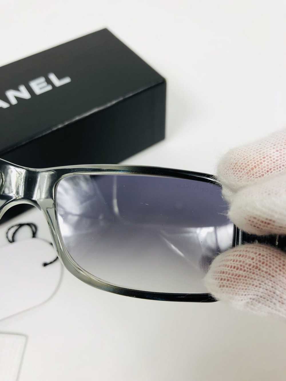 Chanel Chanel cc logo sunglasses - image 8