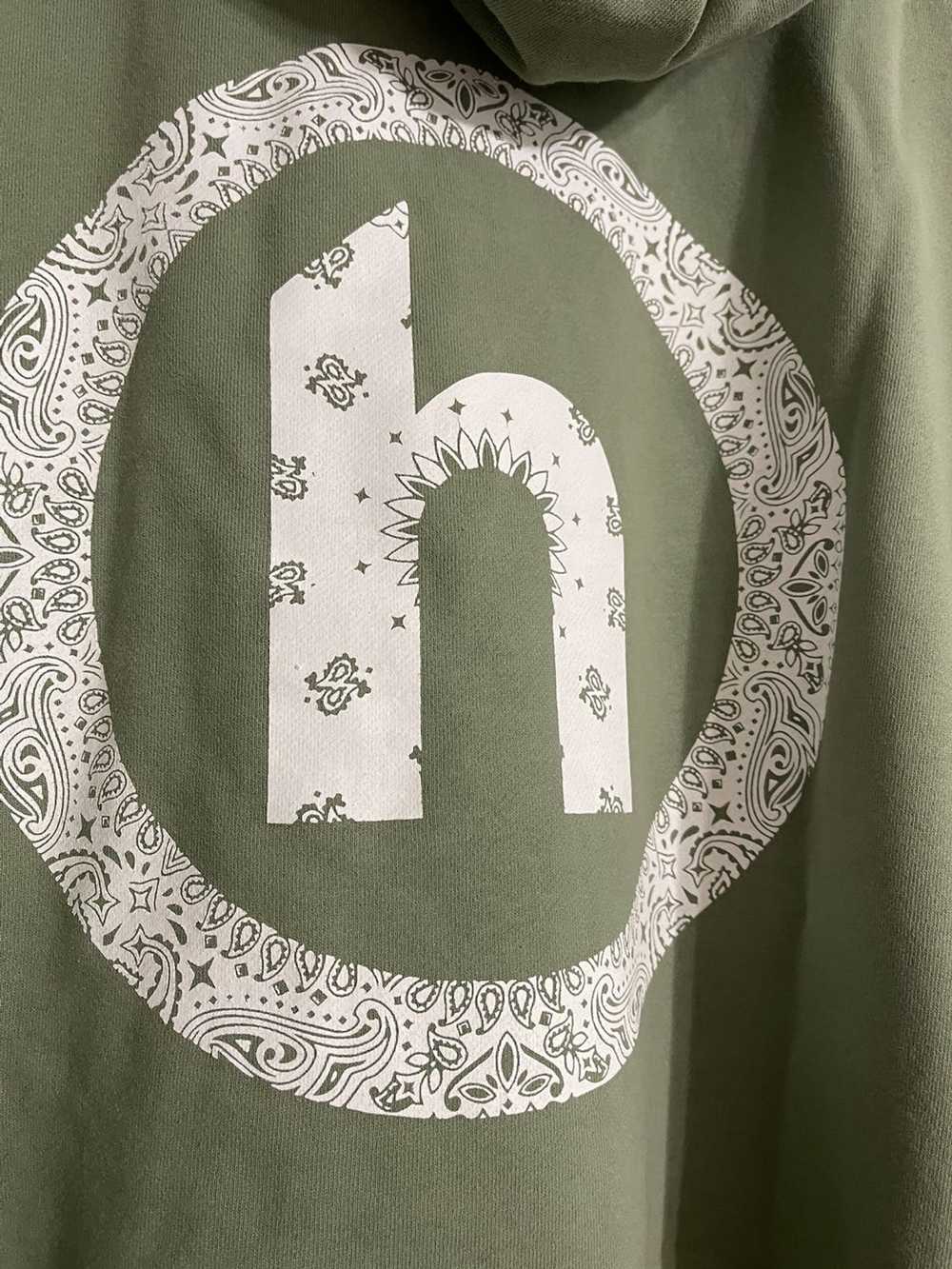 HIDDEN Hidden NY Paisley Hoodie Sage Green Lil Ya… - image 12