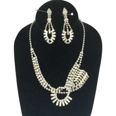 Asymmetrical Glitzy Baguette Rhinestone Necklace/E