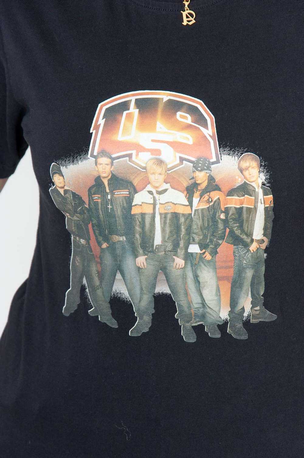 Us 5 band shirt Black With Here We Go Tour 2006 P… - image 4