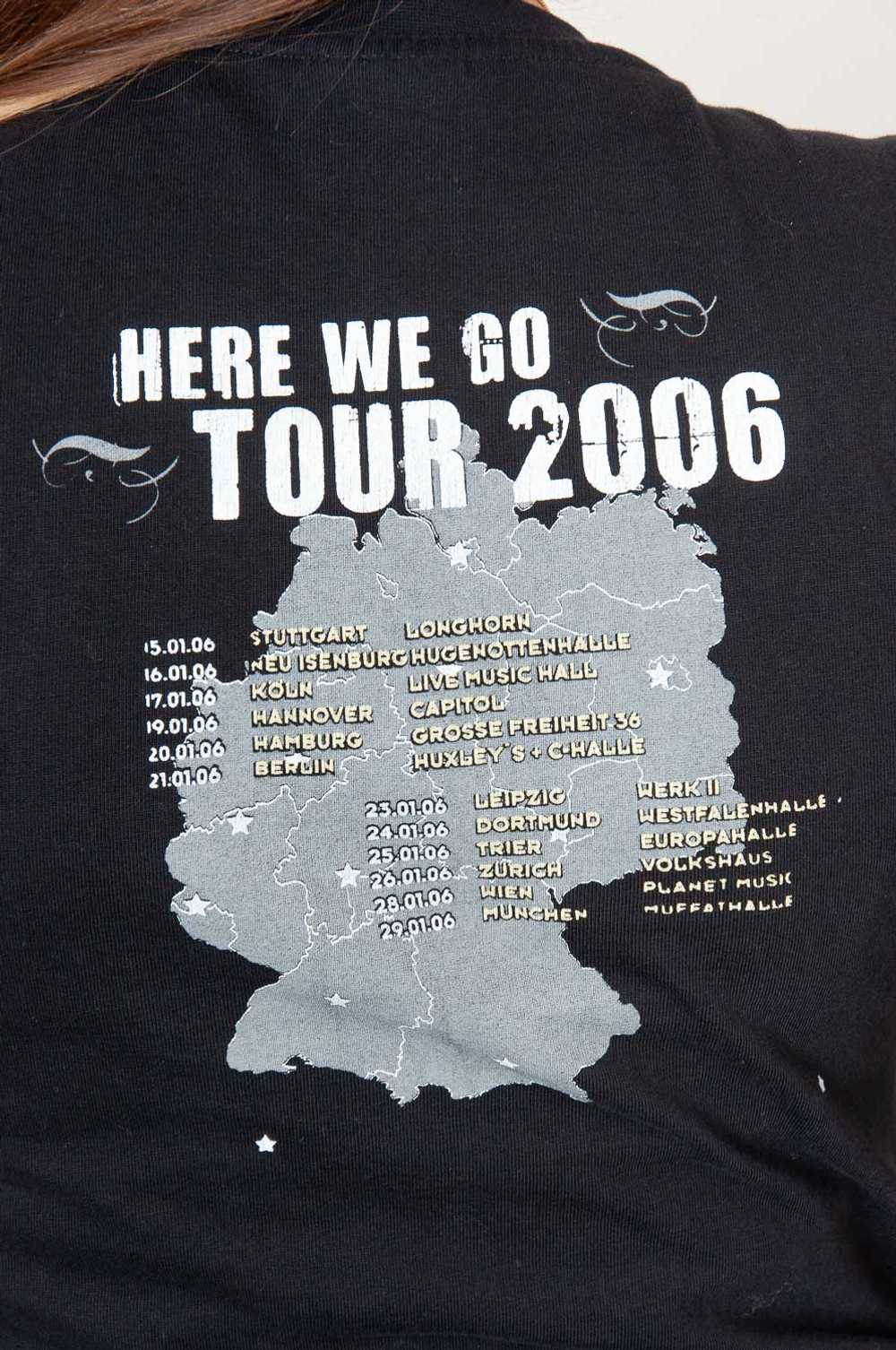 Us 5 band shirt Black With Here We Go Tour 2006 P… - image 6