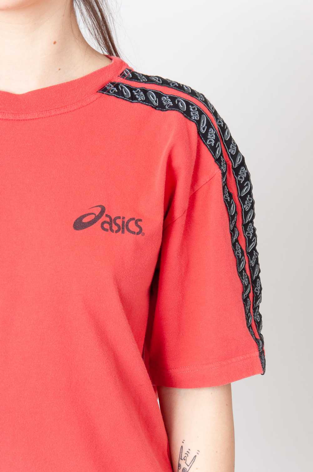 Asics On My Shoulders Red T-Shirt With Logo - image 3