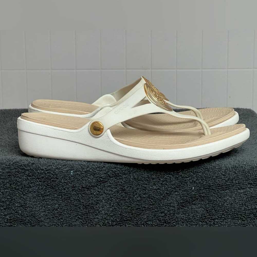 Crocs Crocs Sandals 10 Sanrah Cream Gold Medallio… - image 2