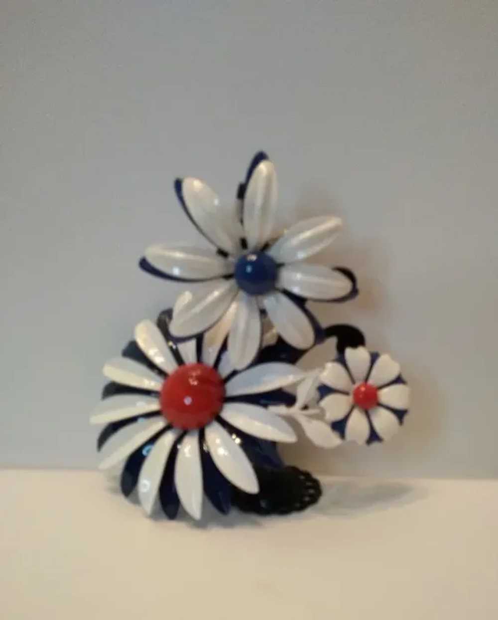 60's Trio of Tiered Enamel Flower Pins Red White … - image 5