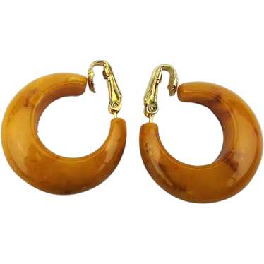 Vintage Marbled Yellow Bakelite Hoop Clip Earrings
