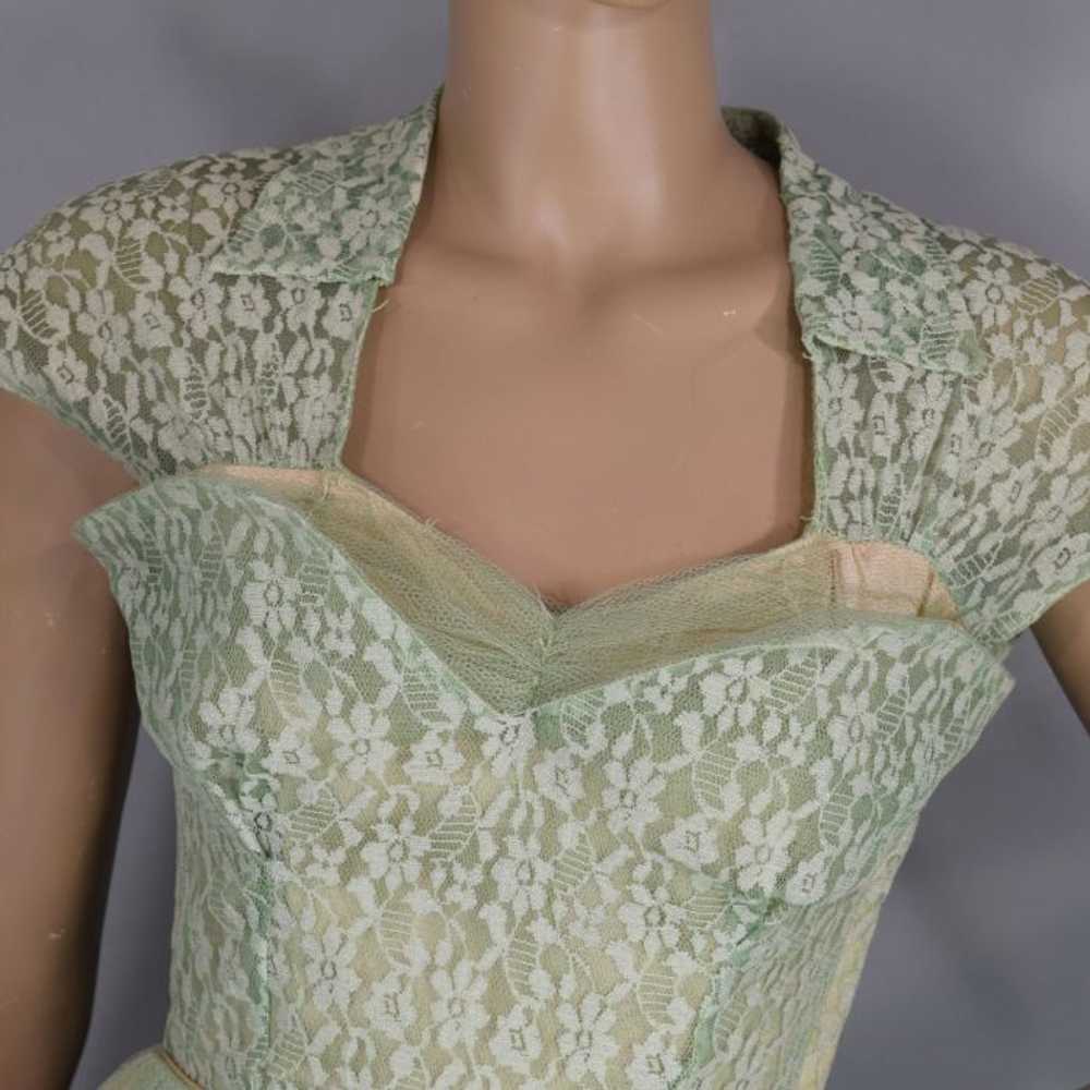 Pale Sage Green Ruffled Tulle & Lace Vintage 50s … - image 7