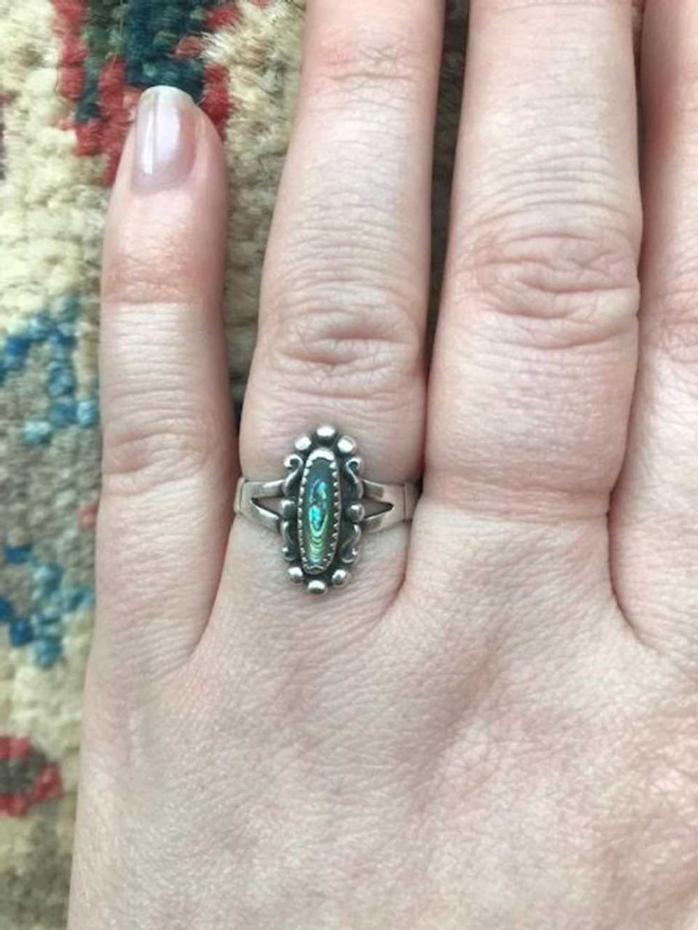 Sterling Silver Navajo Abalone Ring - Gem