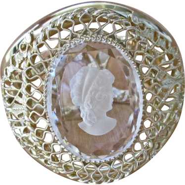 Whiting and Davis Intaglio Cameo Gold Plate Chunky