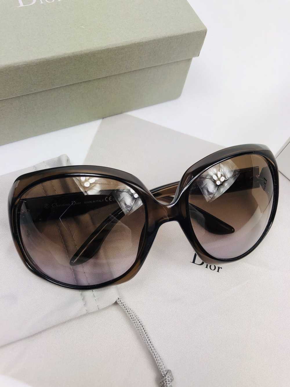 Dior Dior Brown logo sunglasses - image 2