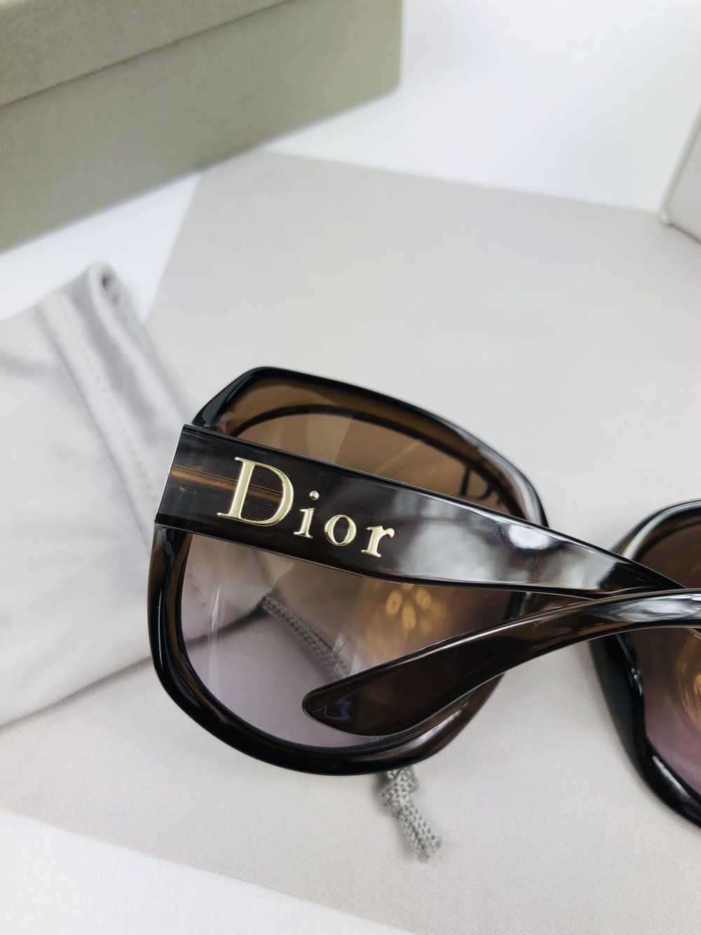 Dior Dior Brown logo sunglasses - image 5