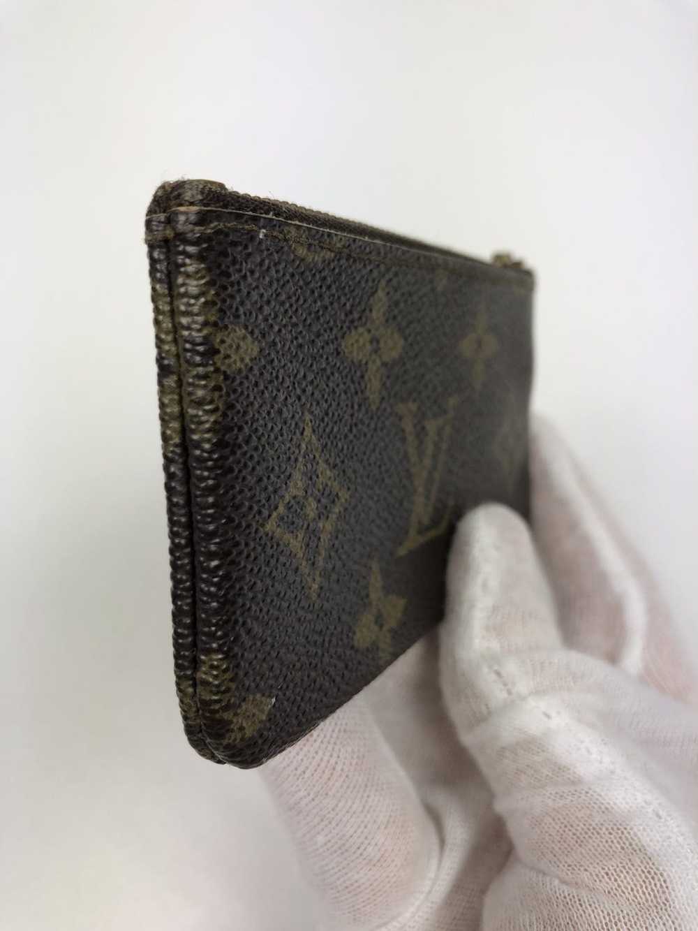 Louis Vuitton Louis Vuitton monogram cles wallet - image 10