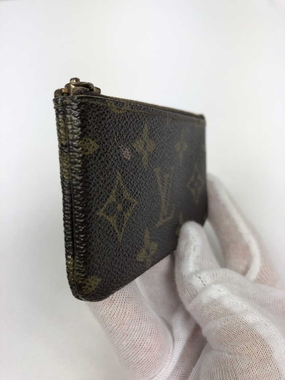 Louis Vuitton Louis Vuitton monogram cles wallet - image 9