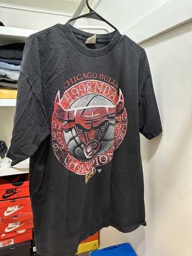 Vintage Chicago Bulls 1998 Championship Shirt