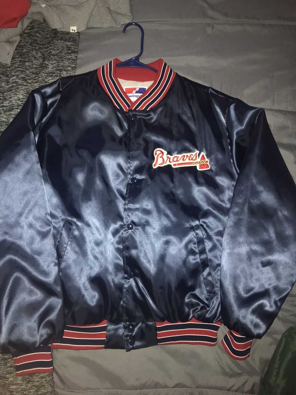 Atlanta Braves Starter Locker Room Satin Varsity Full-Snap Jacket – Black, 2XS