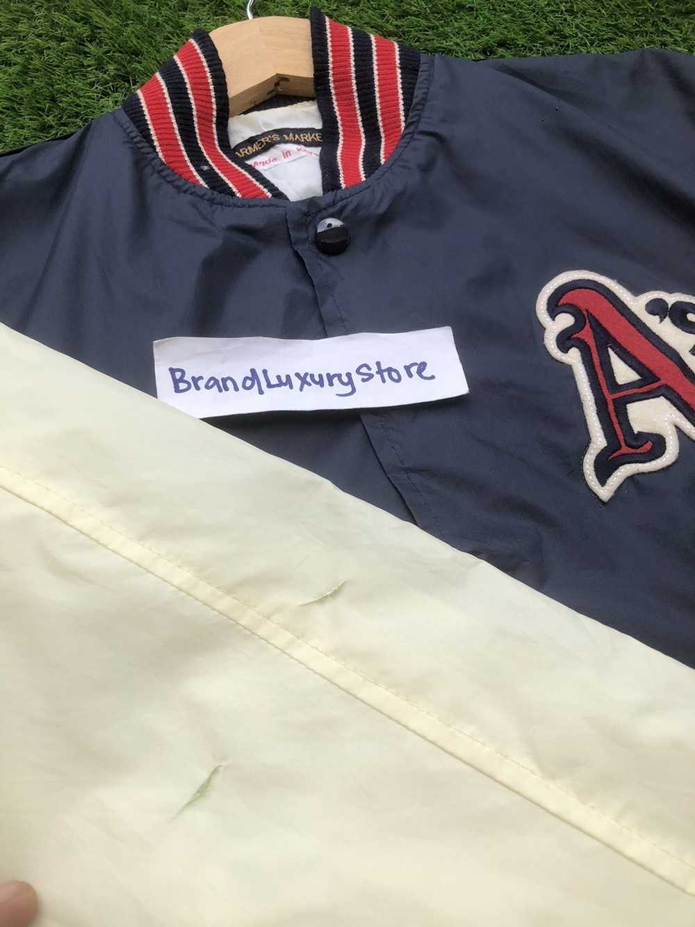 VTG RARE ATLANTA BRAVES STARTER PINSTRIPED BUTTON UP BOMBER JACKET MENS  LARGE