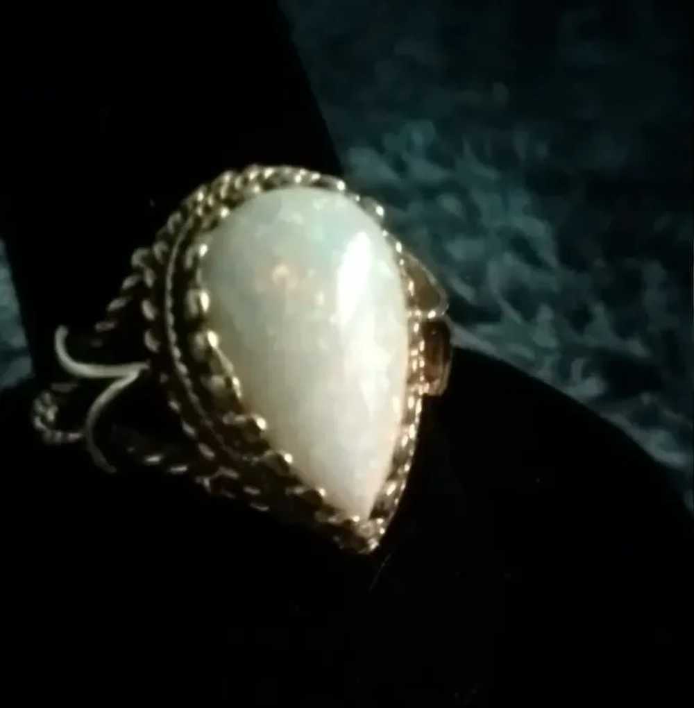 14k Large Teardrop Opal Ring - image 11