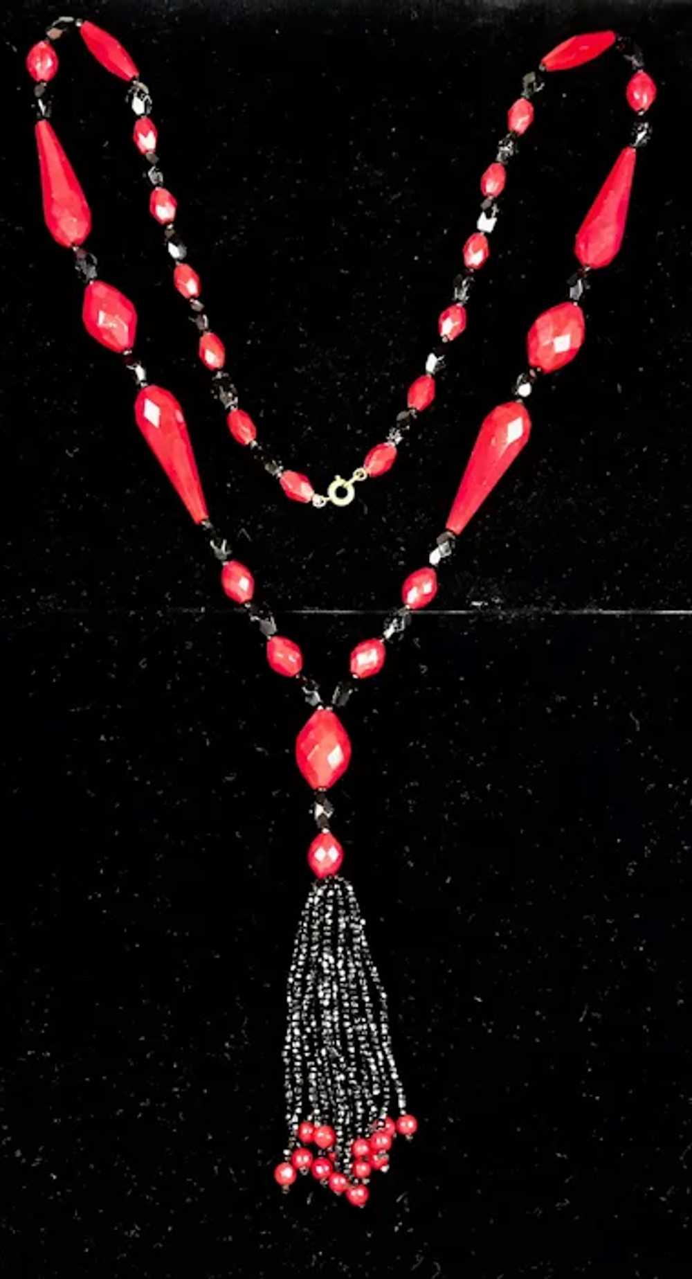 Art Deco Flapper Necklace Red & Black Czech Glass - image 6