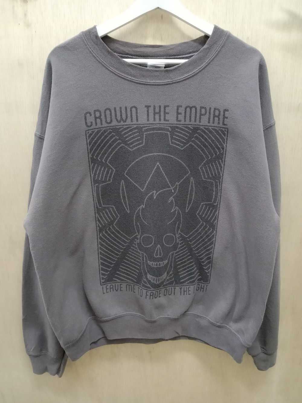 Gildan × Vintage Crown The Empire Sweatshirt Crew… - image 3