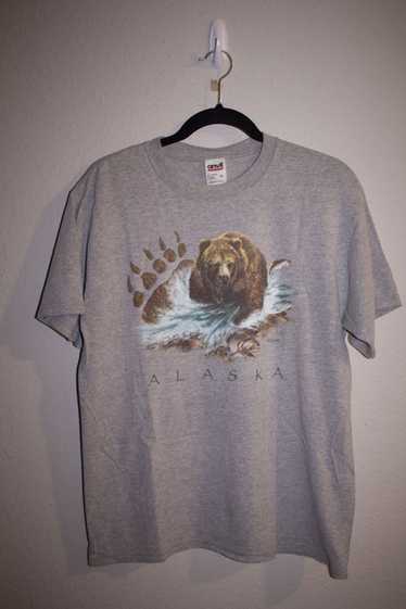 Vintage Y2K Alaska Bear & Bass Fishing T-Shirt