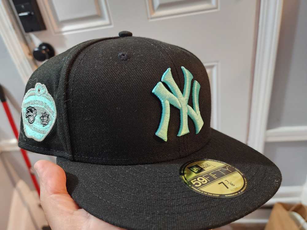 New Era 7 7/8 - New York Yankees Hat Club Fitted … - image 1