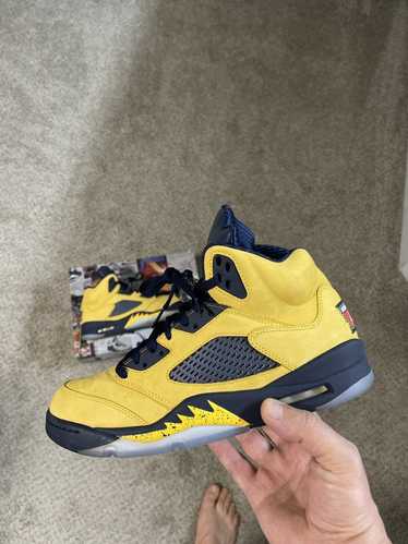 Jordan Brand × Nike Air jordan 5 Michigan