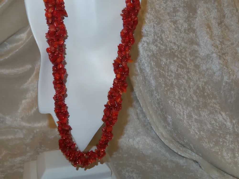 Torsade Coral Necklace - image 8