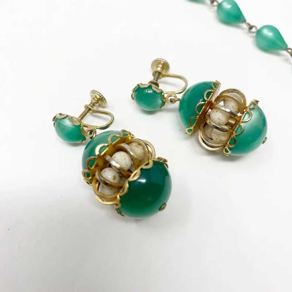 733 Vintage Green Pearly Teardrop Bead Necklace W… - image 3