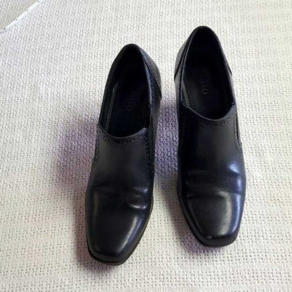 Vintage Rialto Hand Tooled Black 3" Heeled Sz 8.5… - image 1