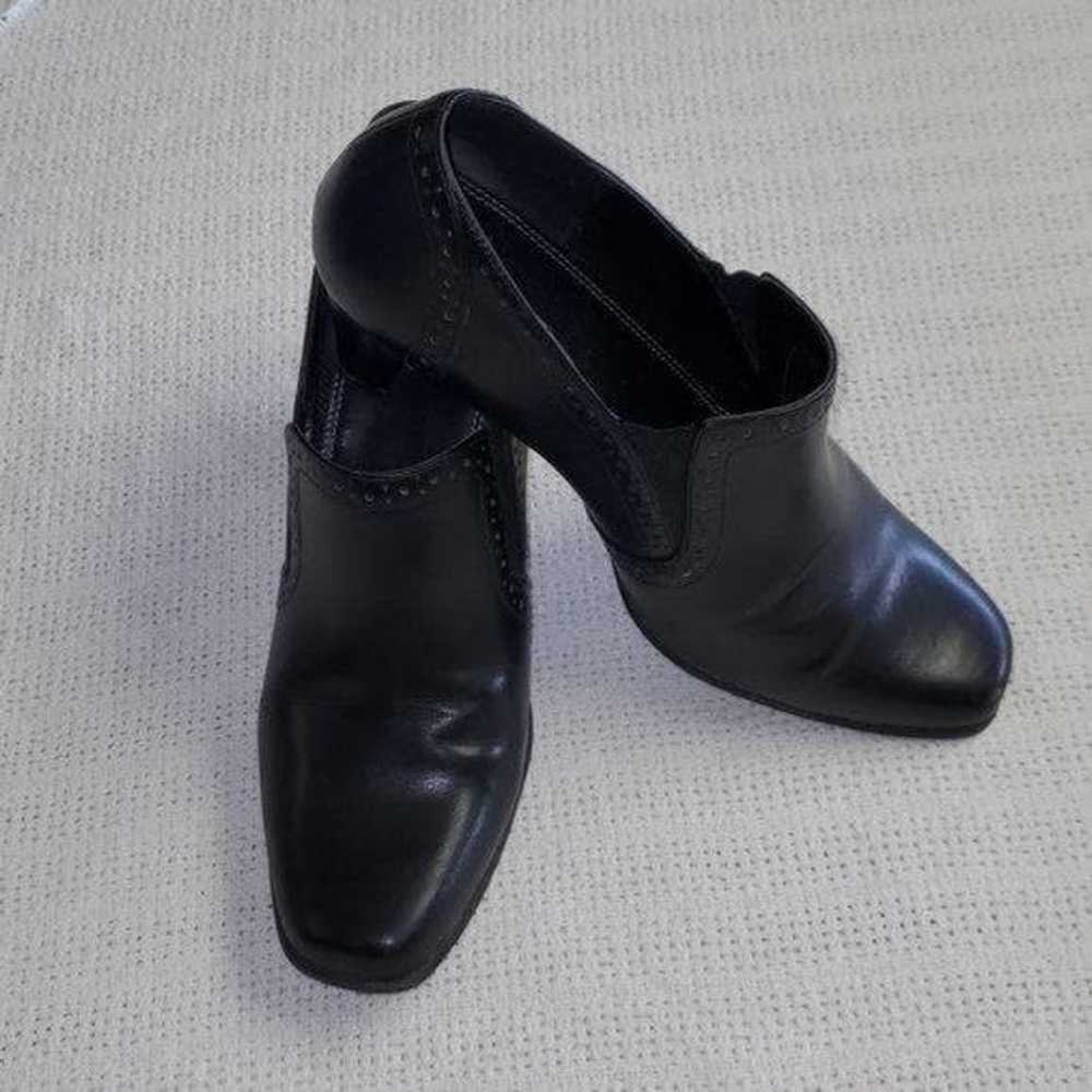 Vintage Rialto Hand Tooled Black 3" Heeled Sz 8.5… - image 2