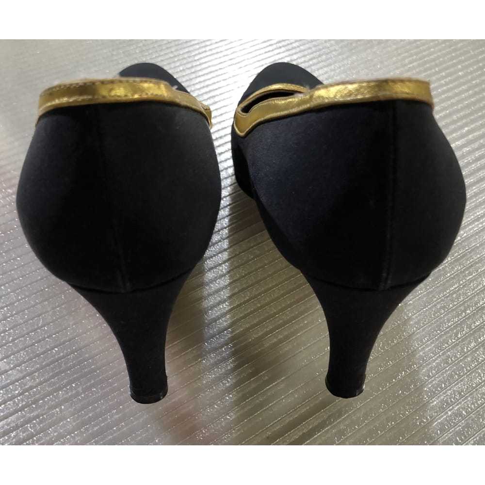 Yves Saint Laurent Leather heels - image 6