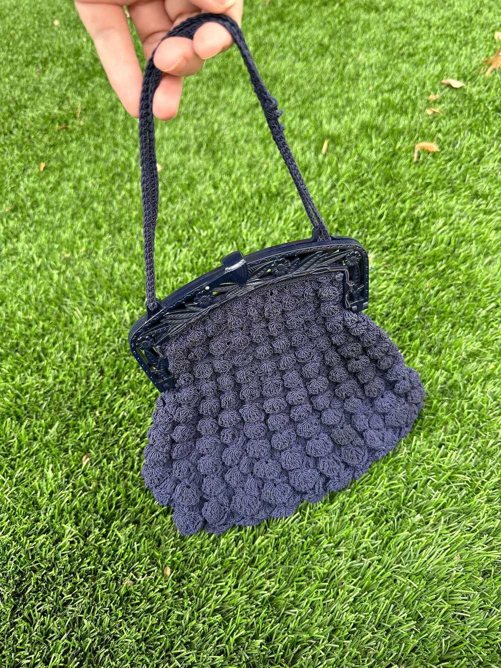 1930s Navy Knit Purse with Plastic Handle - image 3