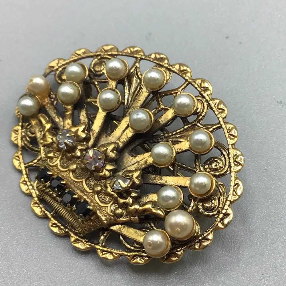 Crown Pin Gold Tone & Faux Pearls Filigree Pin Br… - image 3