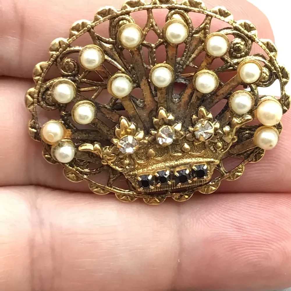 Crown Pin Gold Tone & Faux Pearls Filigree Pin Br… - image 5