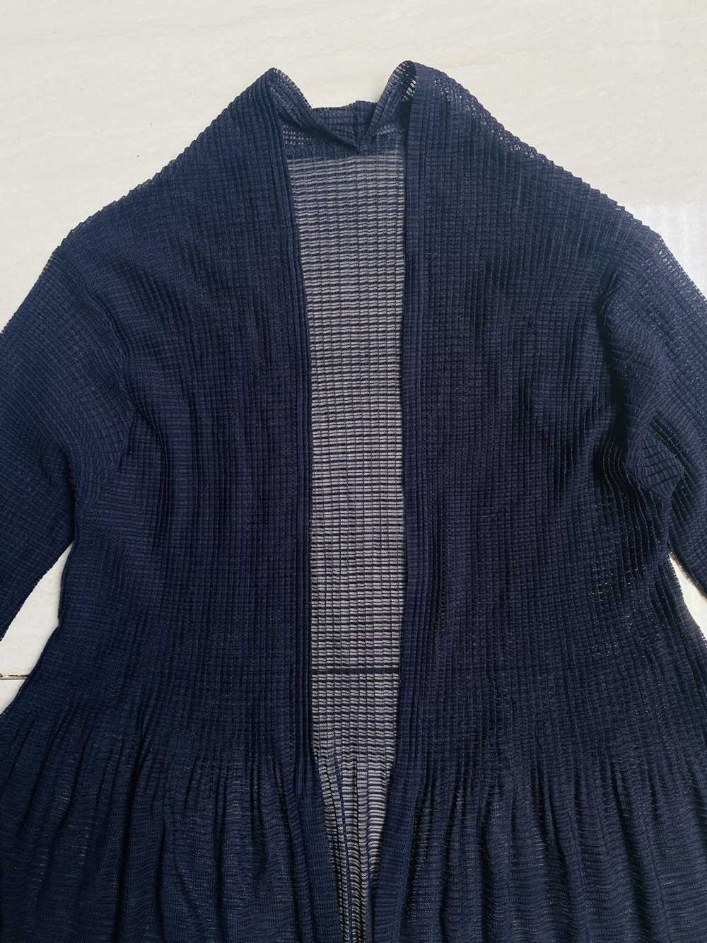 Japanese Brand Amis Important Navy Mesh Pleats Ca… - image 2