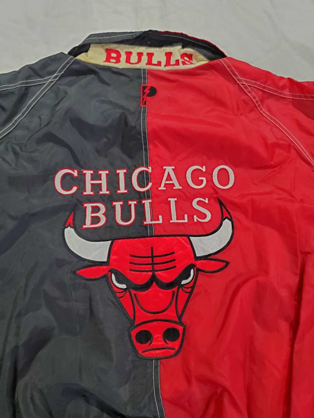 Men's Hoodie  Embroidered Chicago Bulls Theme Patch – scapemycity