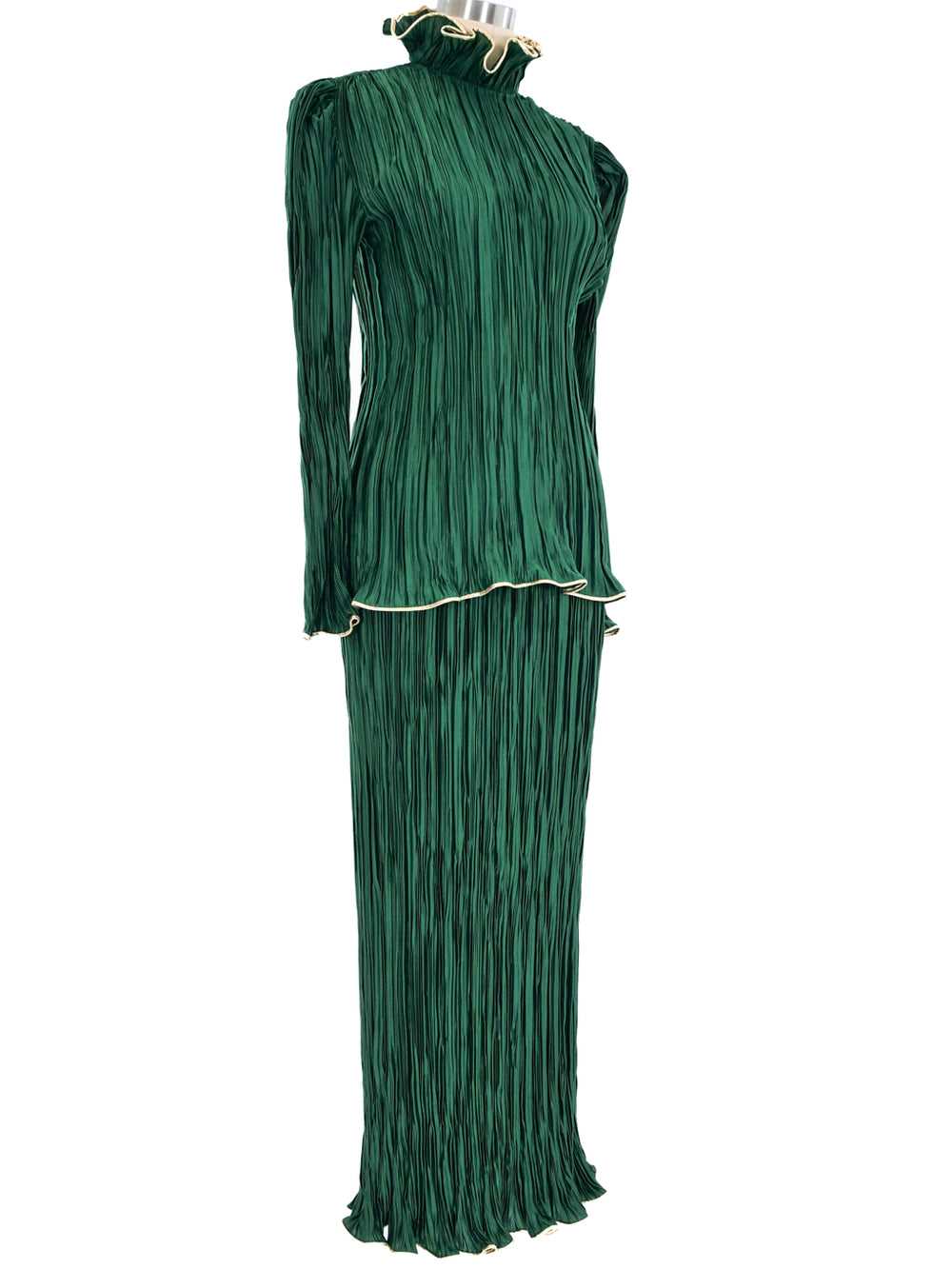 Emerald Plisse Skirt Ensemble - image 5