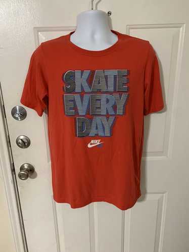 Nike Skate Every Day Nike SB graphic t shirt