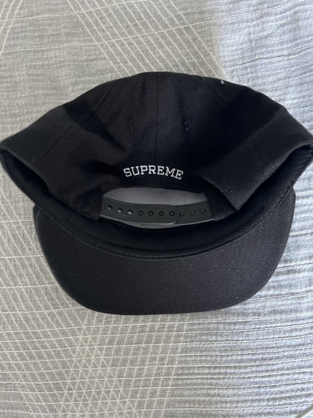 Supreme Supreme x Independent - image 4