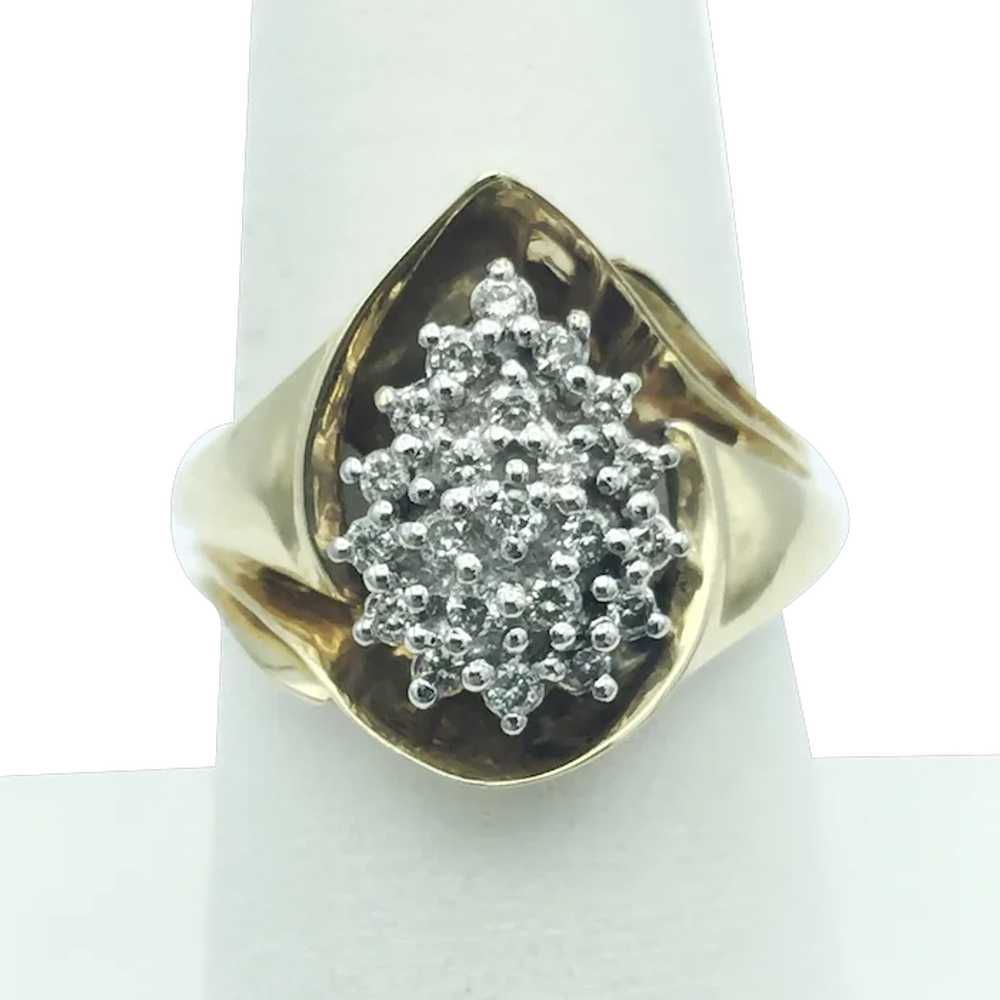 10K .25 CTW Diamond Cluster Ring - image 1