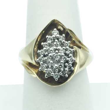 10K .25 CTW Diamond Cluster Ring - image 1