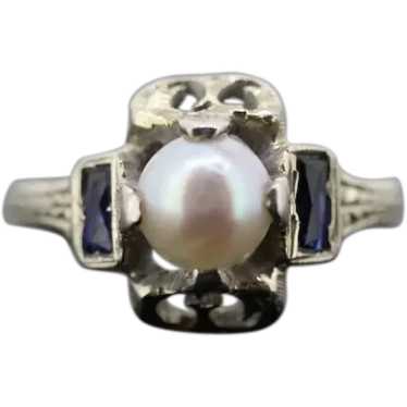 Antique Pearl Sapphire ring. 20k white gold engrav