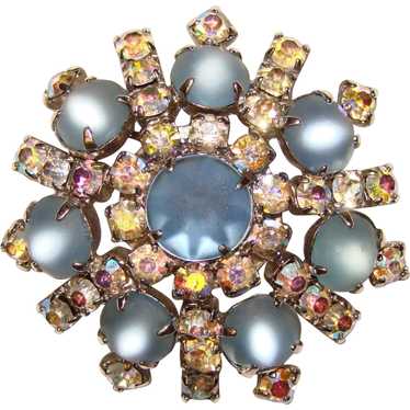 Fabulous BLUE GLOW Frosted Glass Vintage Rhineston