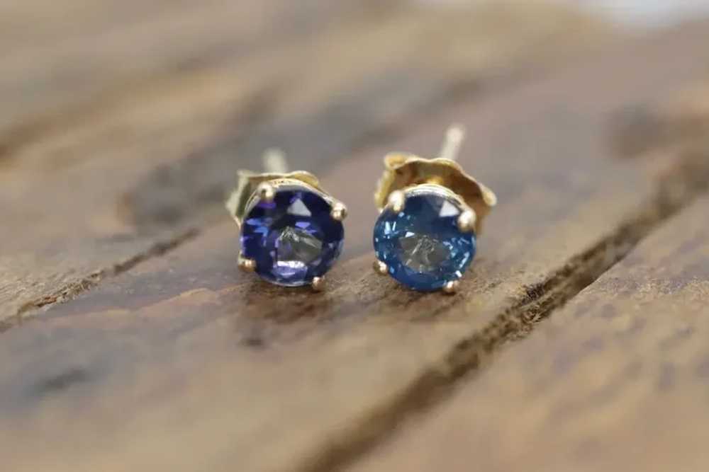 14k Sapphire Stud Earrings. st(23/00) - image 2