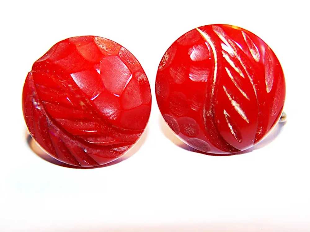 CHERRY RED Hand Carved LEAFY Pattern Bakelite Ear… - image 2