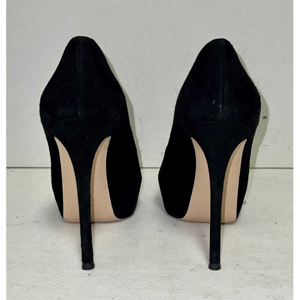 Gianvito Rossi Heels - image 4