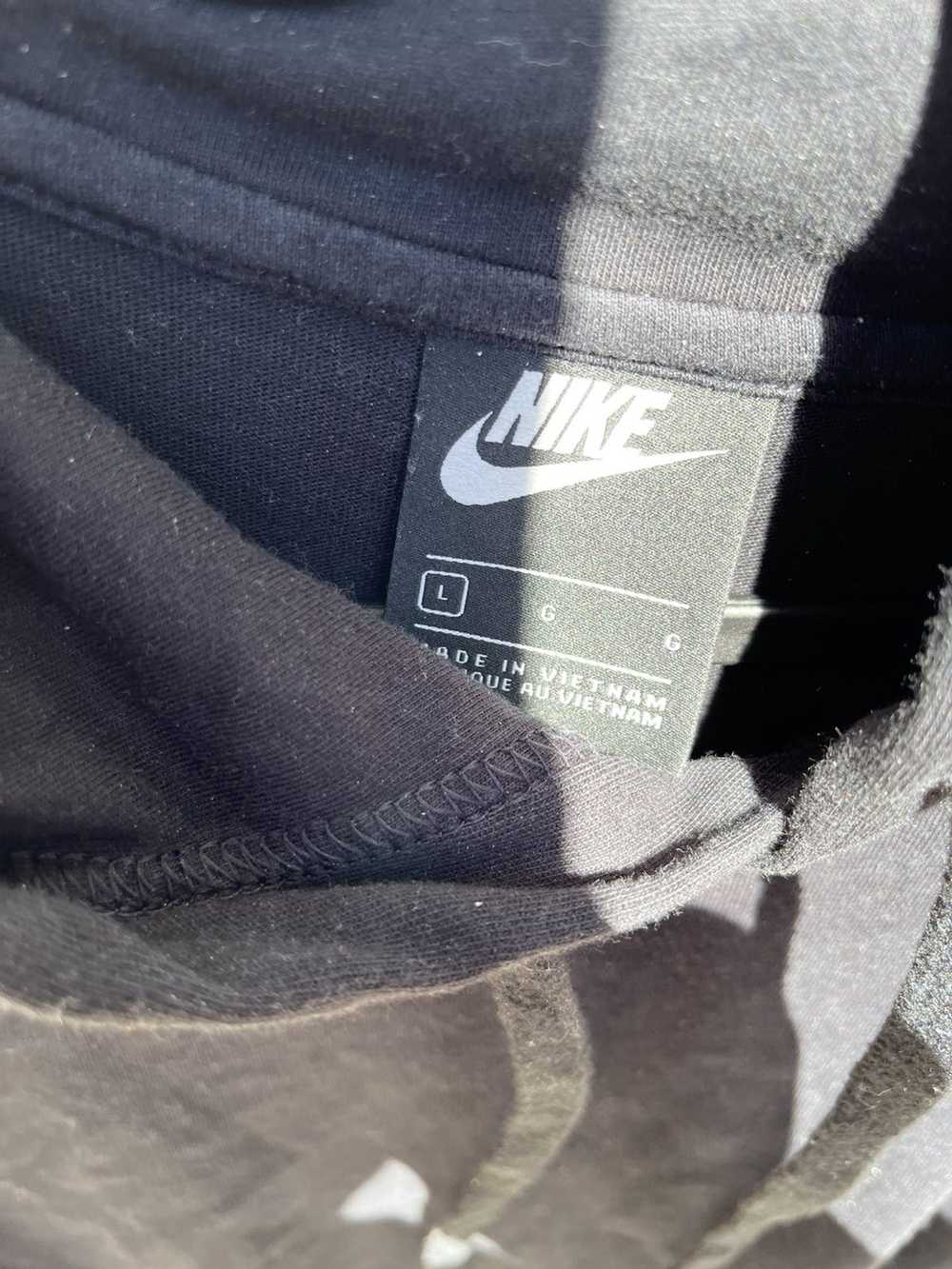 Nike Nike Lightweight Hoodie - image 2