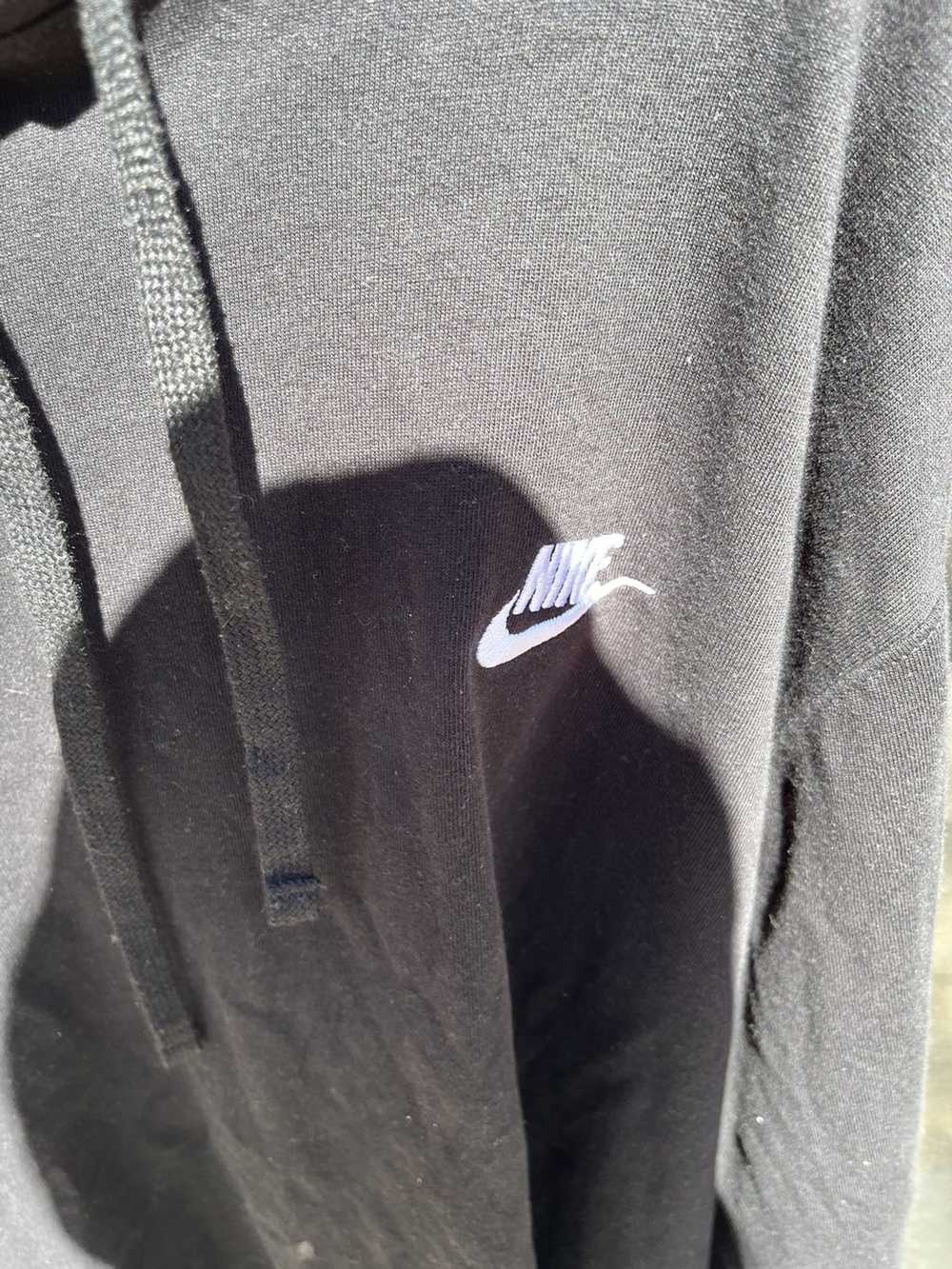 Nike Nike Lightweight Hoodie - image 3