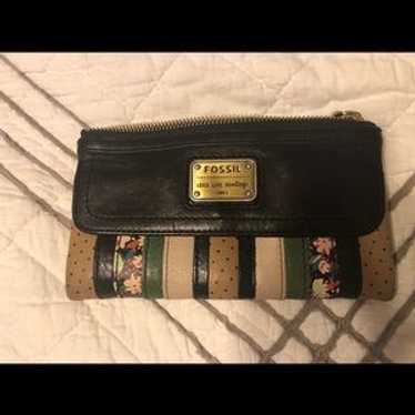 Fossil Wallet! Like New! - image 1