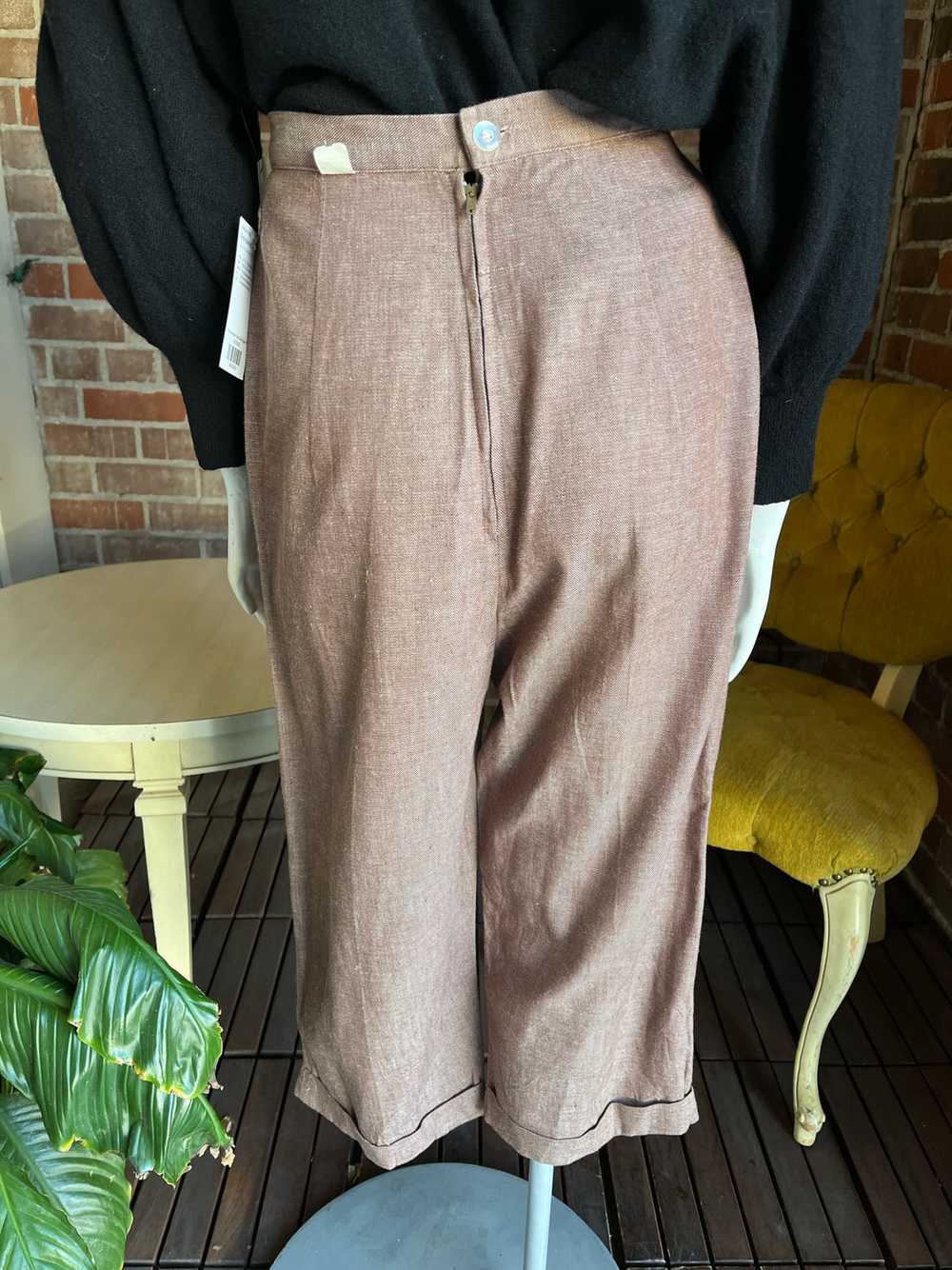 1950s Deadstock Taupe Clam Digger Pants - image 5